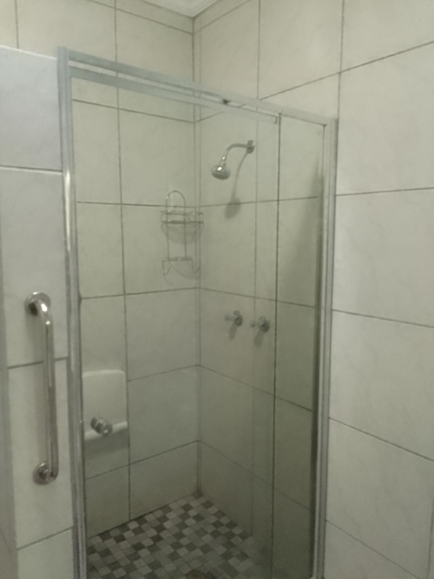 Lrn Brackenfell Quarto em Acomodações Particulares *