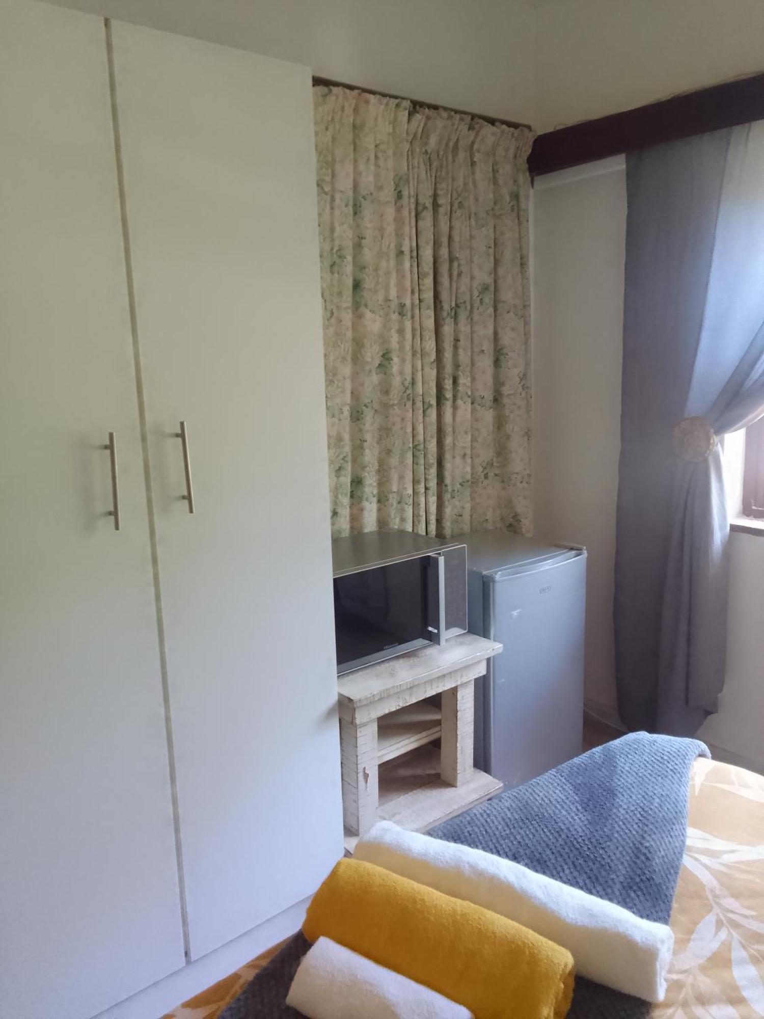 Lrn Brackenfell Homestay Cape Town